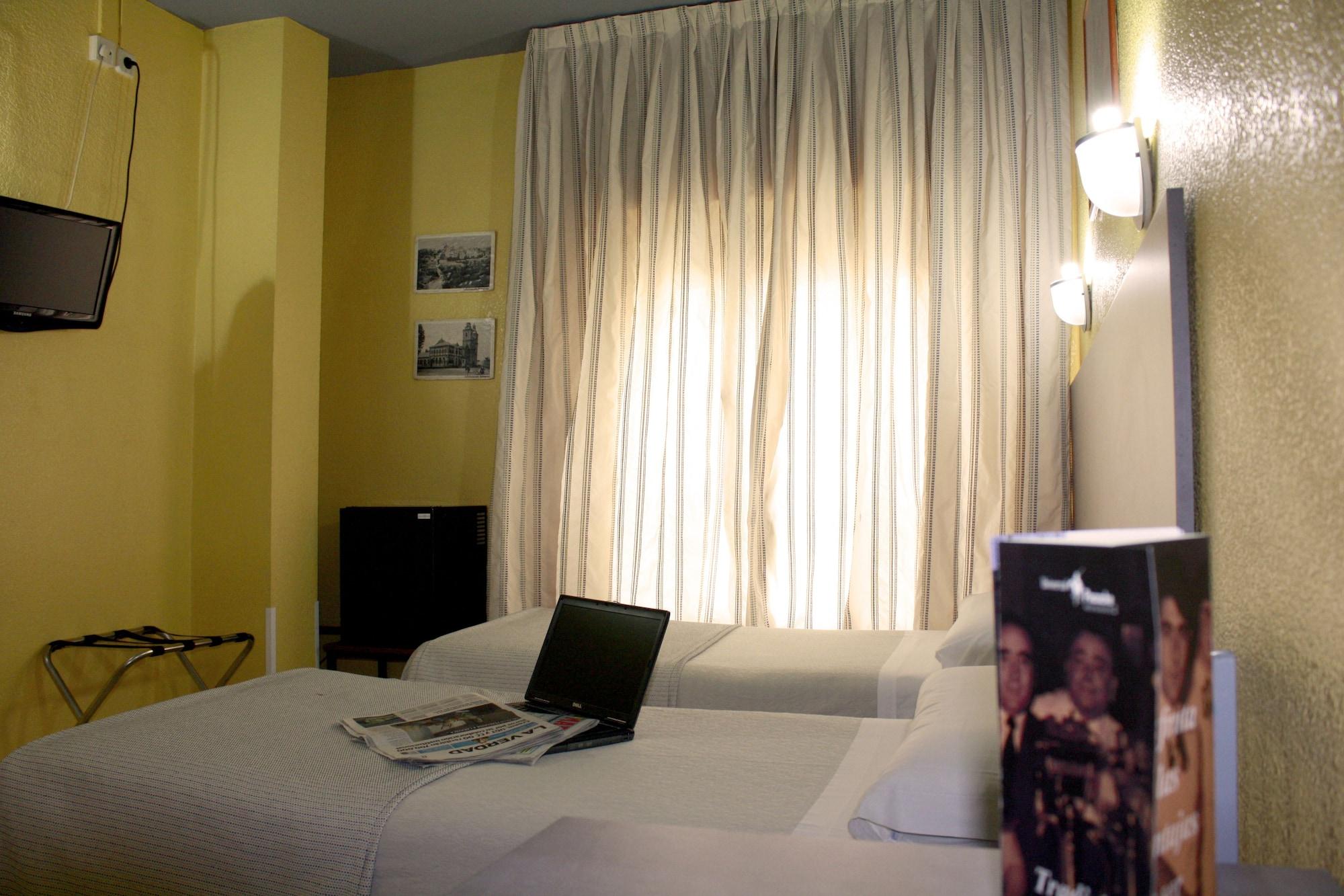 Hotel Universal มูร์เซีย ภายนอก รูปภาพ